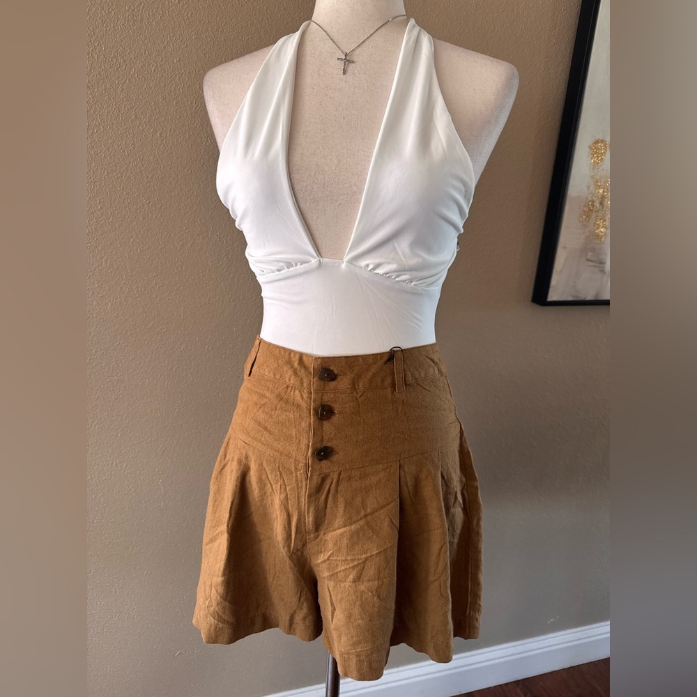 High Waist Pleated Women’s Shorts - Camel Shorts